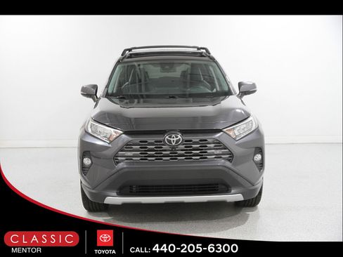 Used 2019 Toyota RAV4 Limited w/ Advanced Technology Package image 2