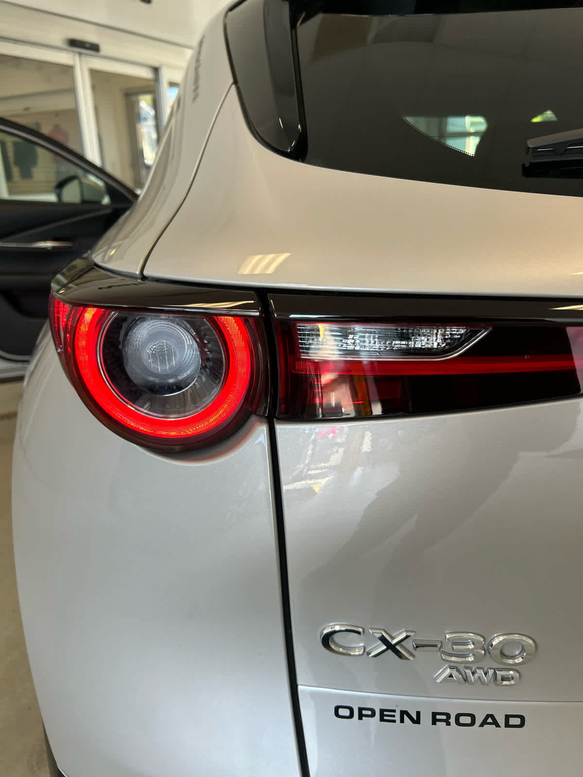 Certified 2024 MAZDA CX-30 AWD 2.5 S w/ Preferred Package image 21