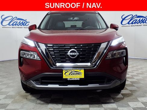 Used 2023 Nissan Rogue SL w/ SL Premium Package image 3
