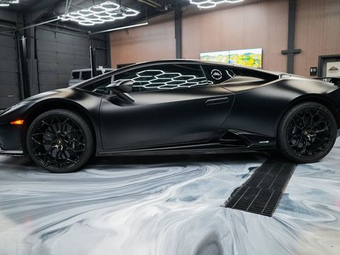 Used 2023 Lamborghini Huracan Tecnica RWD image 21