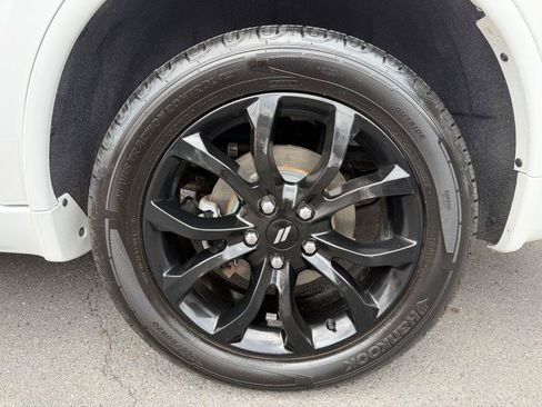 Used 2019 Dodge Durango GT w/ Blacktop Package AWD/4WD image 10