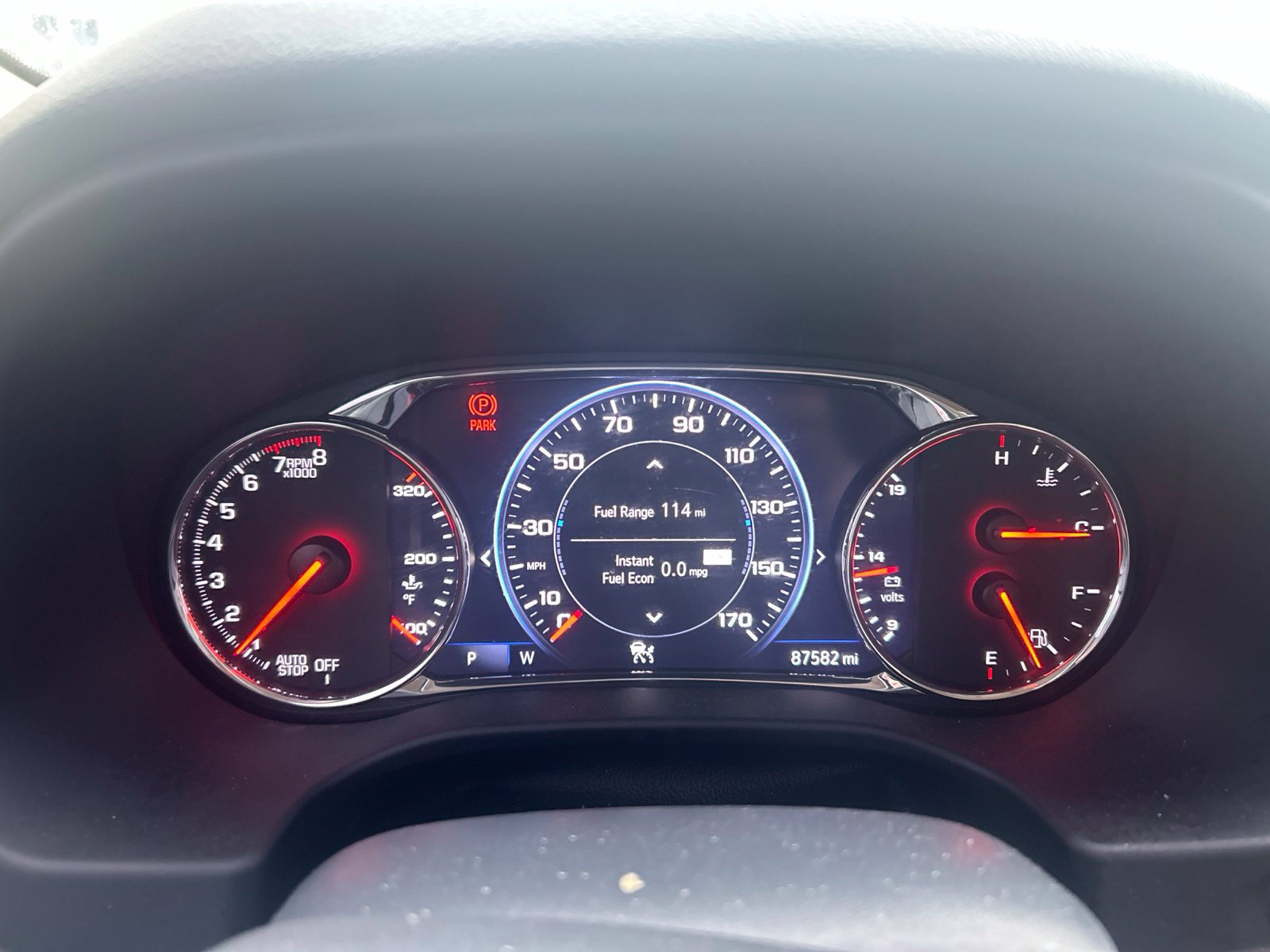 Used 2021 GMC Acadia Denali w/ Denali Technology Package FWD image 14