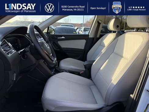 Certified 2019 Volkswagen Tiguan SEL image 25