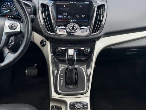 Used 2013 Ford C-MAX SEL FWD image 32
