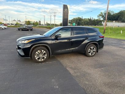 Used 2020 Toyota Highlander XLE