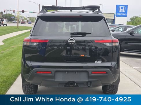 Used 2023 Nissan Pathfinder Rock Creek AWD/4WD image 17