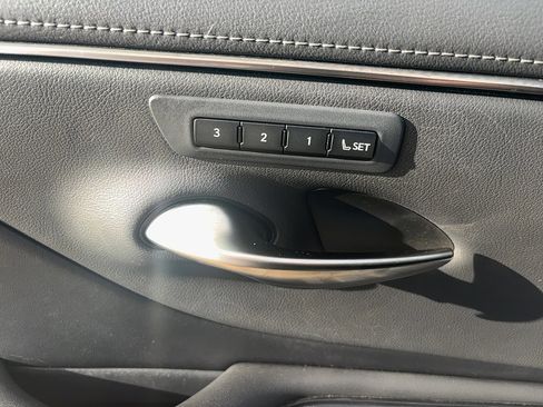 Used 2021 Lexus ES 350 w/ Premium Package image 17