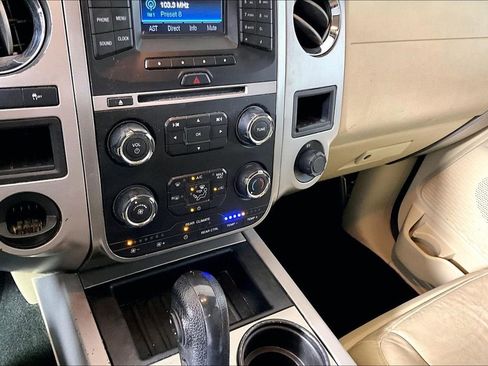 Used 2017 Ford Expedition XLT w/ Equipment Group 201A image 21