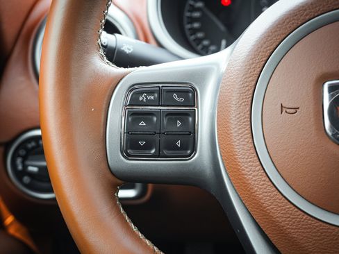 Used 2013 SRT Viper GTS w/ GTS Laguna Interior Pkg RWD image 21