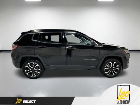 Used 2023 Jeep Compass Limited AWD/4WD image 6