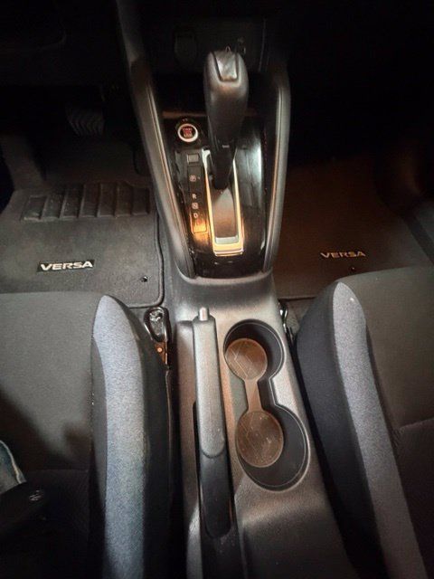 Used 2024 Nissan Versa SV FWD image 19