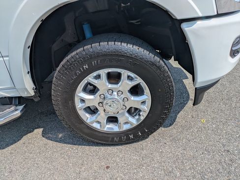 Used 2022 RAM 2500 Laramie AWD/4WD image 12