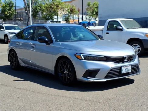 Used 2024 Honda Civic Sport image 3