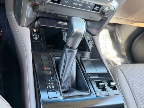 Used 2020 Lexus GX 460 Premium w/ Premium Package AWD/4WD image 25