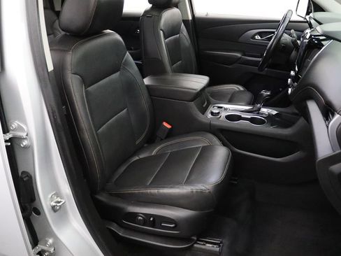 Used 2020 Chevrolet Traverse Premier w/ Redline Edition AWD/4WD image 16