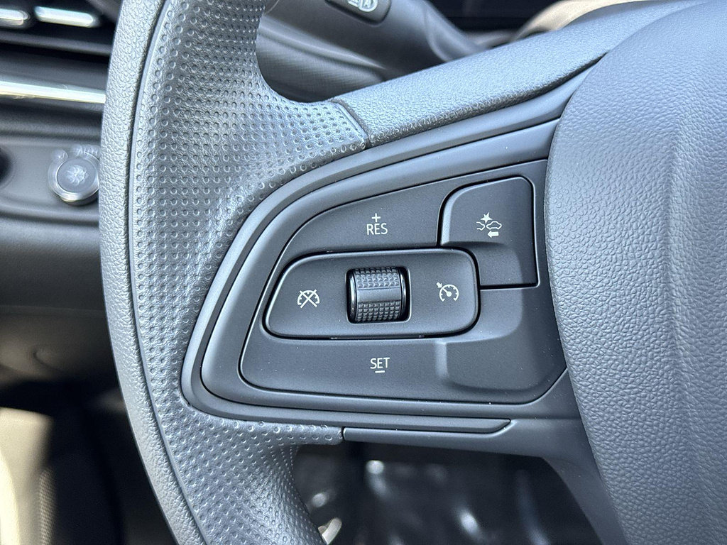 New 2026 Buick Envista Preferred FWD image 9
