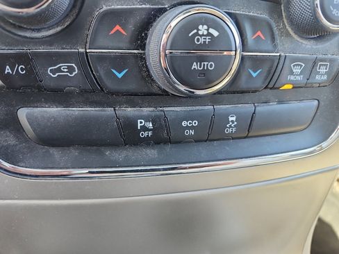 Used 2015 Jeep Grand Cherokee Limited w/ Luxury Group II AWD/4WD image 27