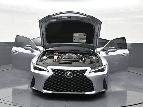 Used 2023 Lexus IS 300 w/ Comfort Package RWD image 34