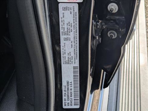 Used 2022 RAM 1500 Limited AWD/4WD image 26
