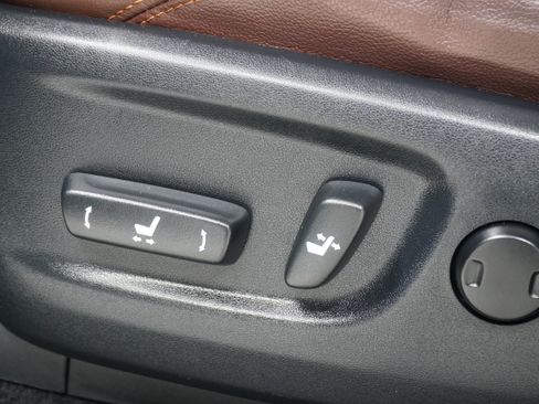Used 2016 Toyota 4Runner Limited RWD image 15