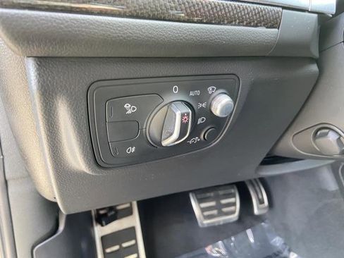 Used 2018 Audi S6 Prestige w/ S Sport Package image 22