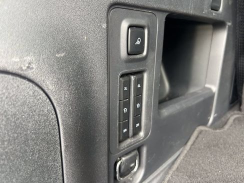 Certified 2025 Ford Expedition Active AWD/4WD image 19