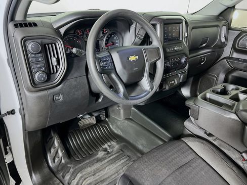 Used 2023 Chevrolet Silverado 1500 W/T w/ Trailering Package AWD/4WD image 9