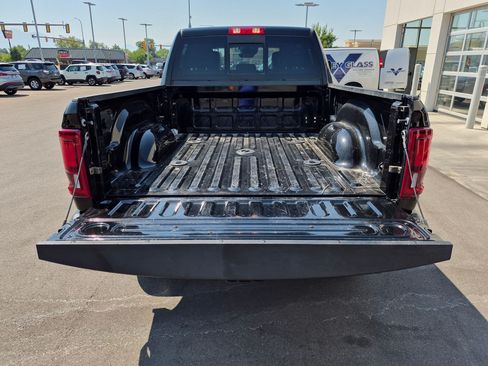 Used 2025 RAM 2500 Laramie AWD/4WD image 32
