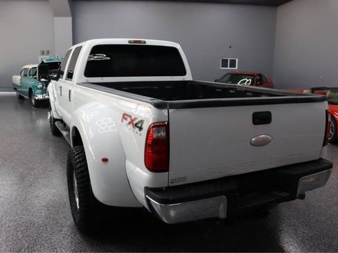 Used 2012 Ford F350 XLT w/ XLT Interior Pkg AWD/4WD image 3