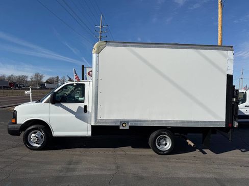 Used 2016 Chevrolet Express 3500 image 1