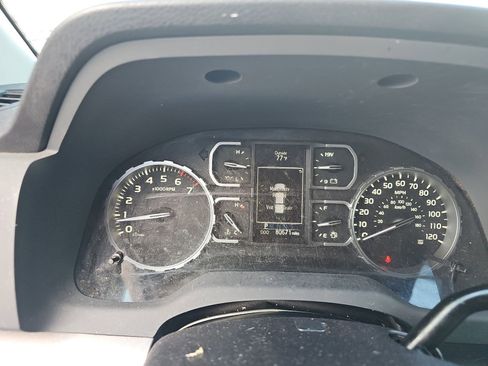 Used 2018 Toyota Tundra SR5 image 13