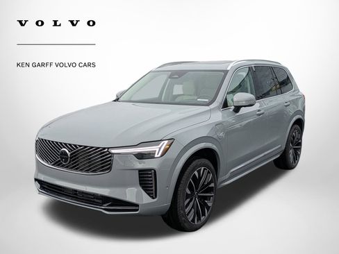 New 2026 Volvo XC90 T8 Ultra w/ Protection Package Premier image 8