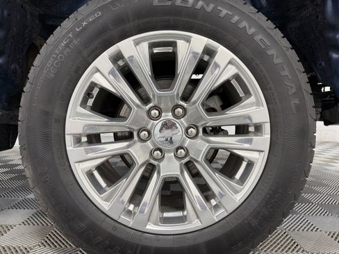 Used 2023 Chevrolet Silverado 1500 LT image 30