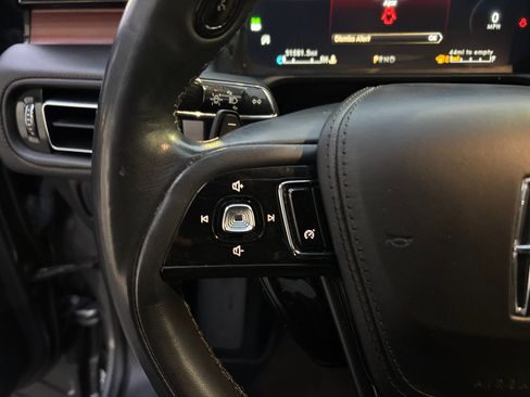 Certified 2023 Lincoln Aviator Reserve w/ Elements Package Plus image 17