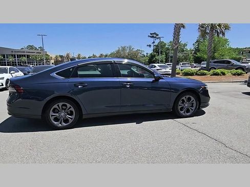 Used 2023 Honda Accord EX image 28