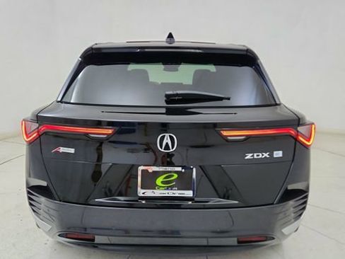 Used 2024 Acura ZDX A-Spec image 5