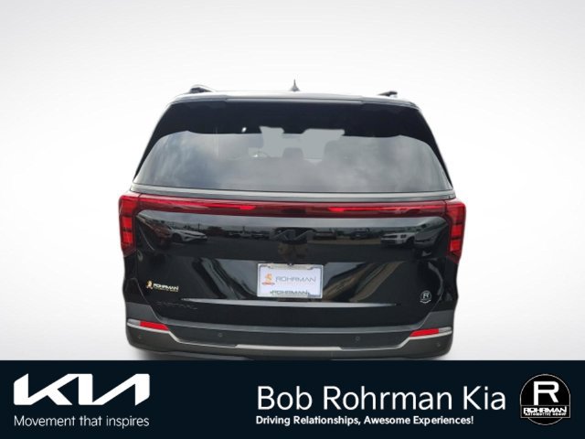Used 2026 Kia Carnival SX w/ SX Dark Edition Package FWD image 6
