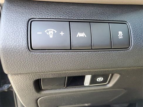 Used 2022 Hyundai Santa Fe SEL image 9