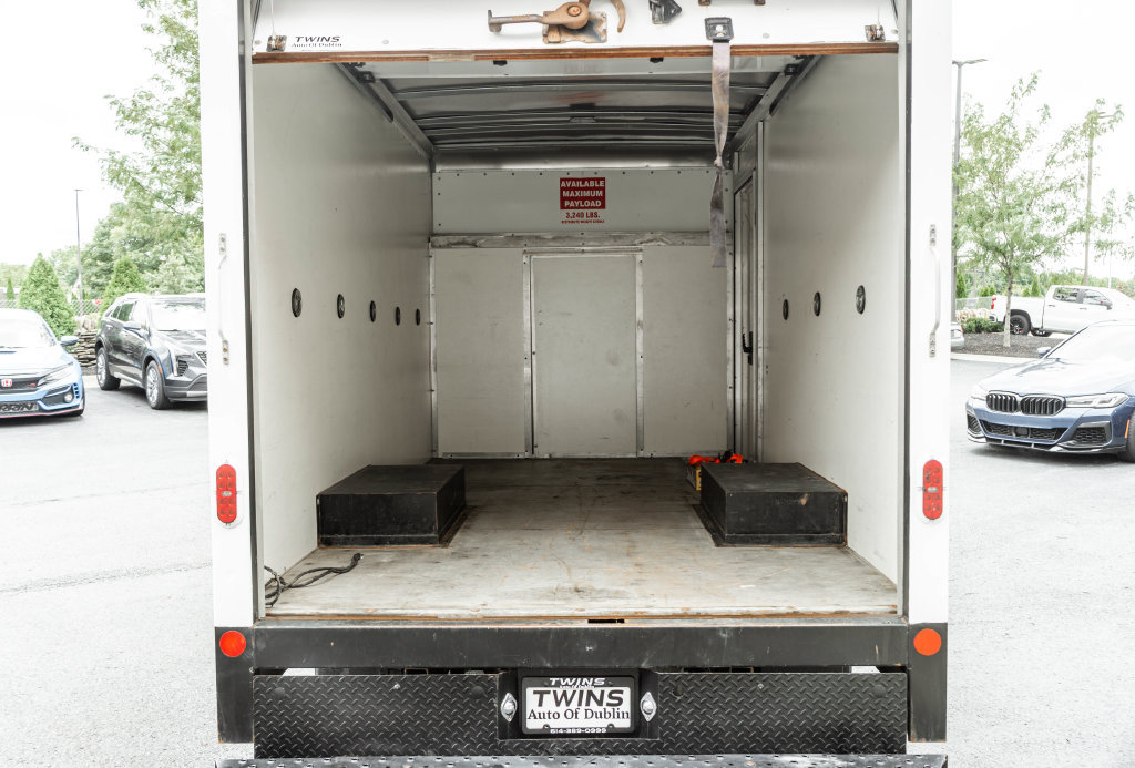 Used 2022 Ford Transit 350 DRW RWD image 20