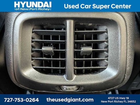 Used 2021 Jeep Cherokee Latitude image 16