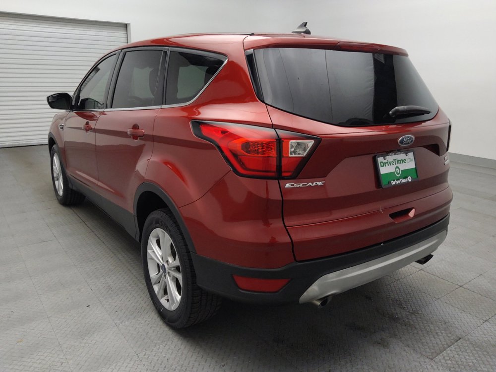 Used 2019 Ford Escape SE FWD image 5