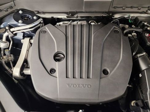 New 2026 Volvo XC90 B5 Core AWD/4WD image 32