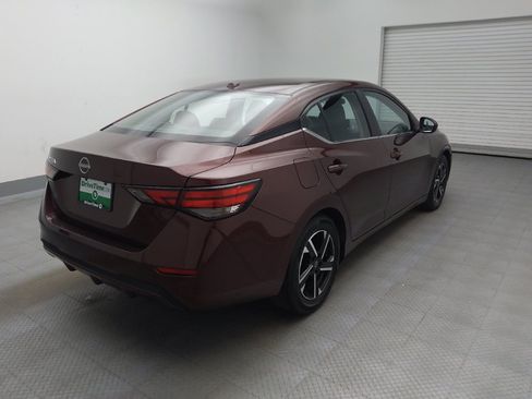 Used 2025 Nissan Sentra SV FWD image 9