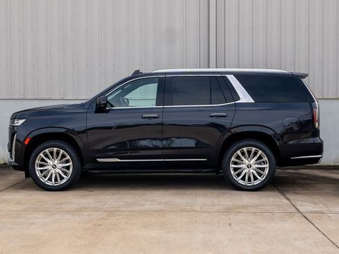 Certified 2022 Cadillac Escalade Premium Luxury image 13