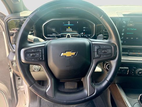 Used 2024 Chevrolet Silverado 1500 High Country AWD/4WD image 11