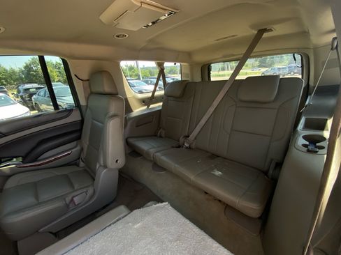 Used 2016 Chevrolet Suburban LTZ AWD/4WD image 14