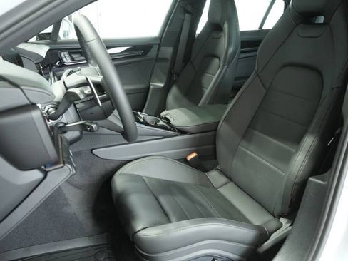 New 2025 Porsche Panamera 4 AWD/4WD image 5