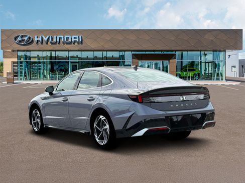 New 2026 Hyundai Sonata SEL FWD image 5
