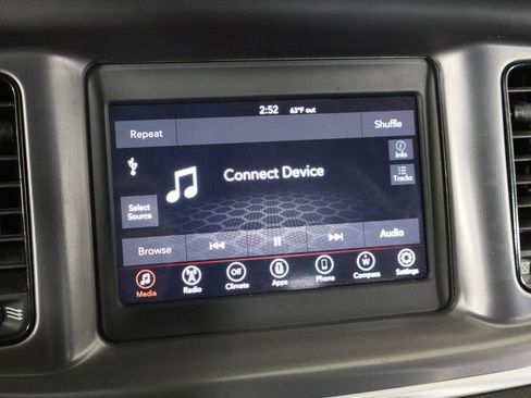 Used 2020 Dodge Charger SXT w/ Blacktop Package image 30