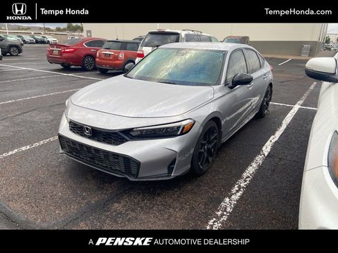 Used 2025 Honda Civic Sport image 1